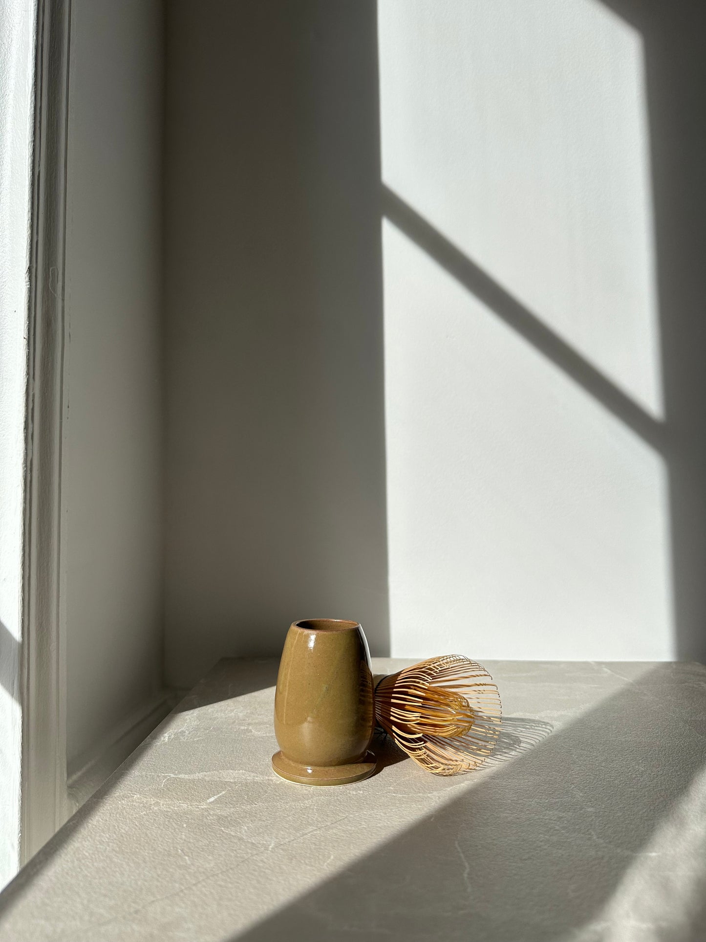 Repose fouet matcha - Kaki