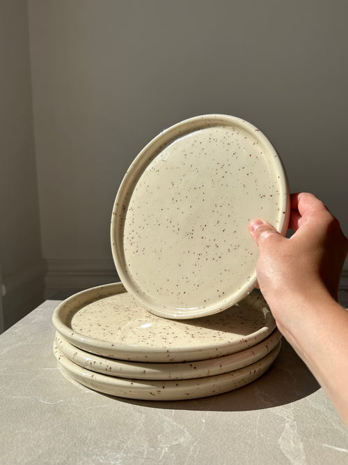 Assiette blanc moucheté - Macchiato