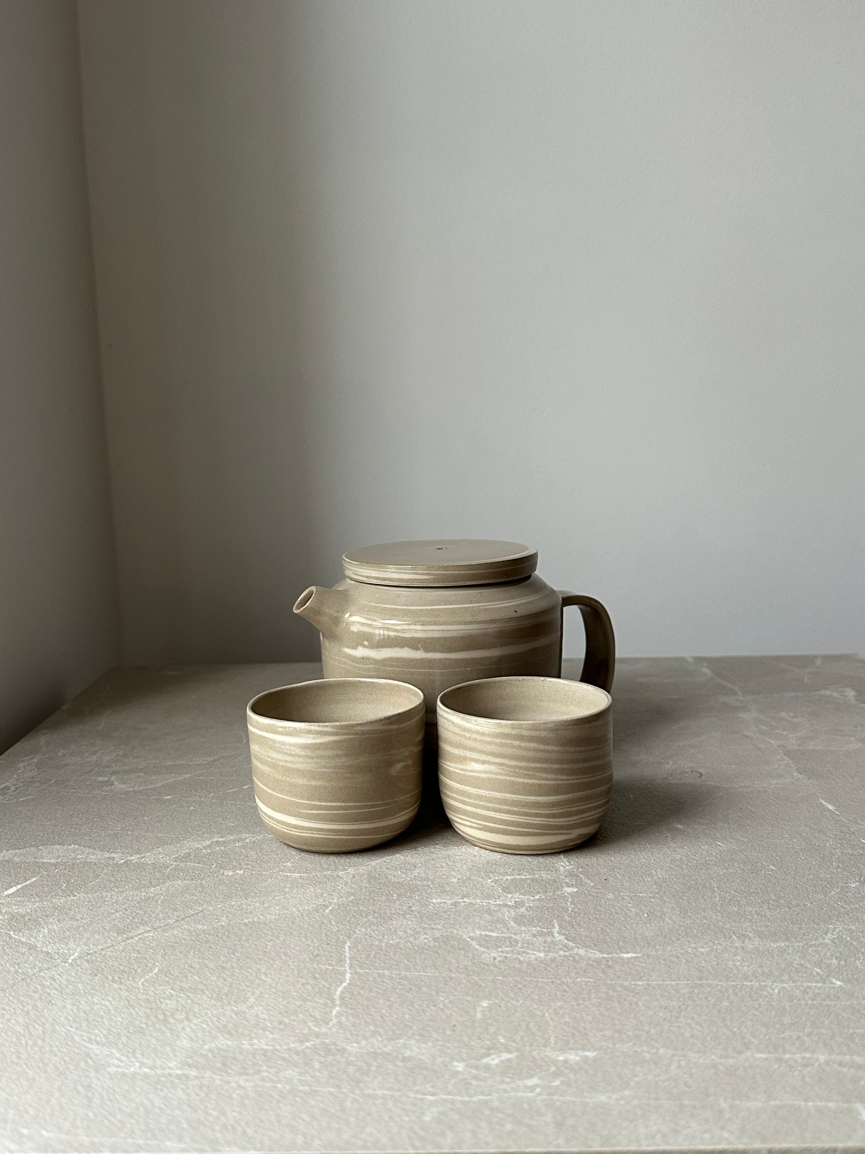 Théière grège et son duo de tasses - Terra Nostra