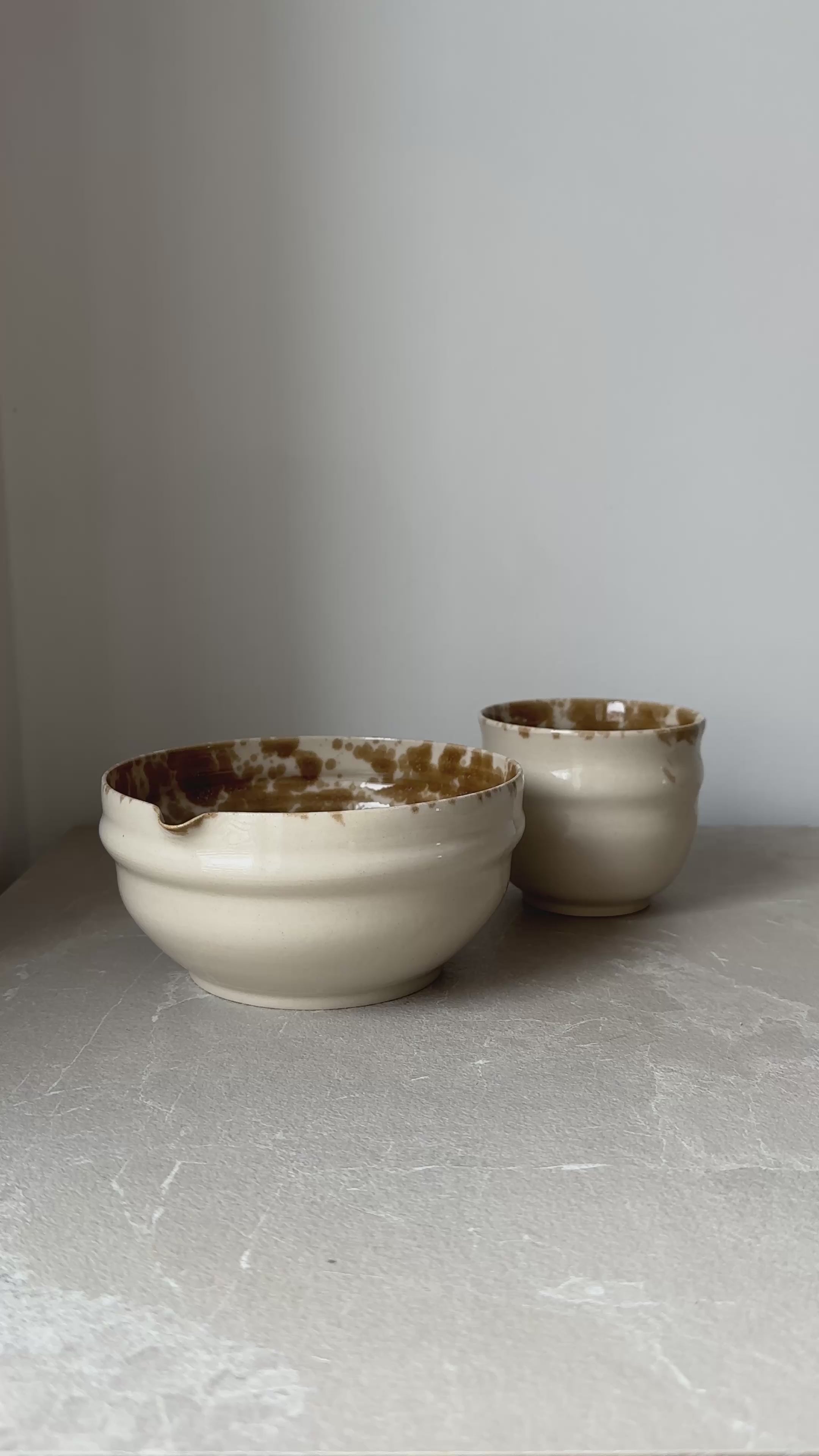 Set Bol à matcha et son duo de tasse - caramel moucheté